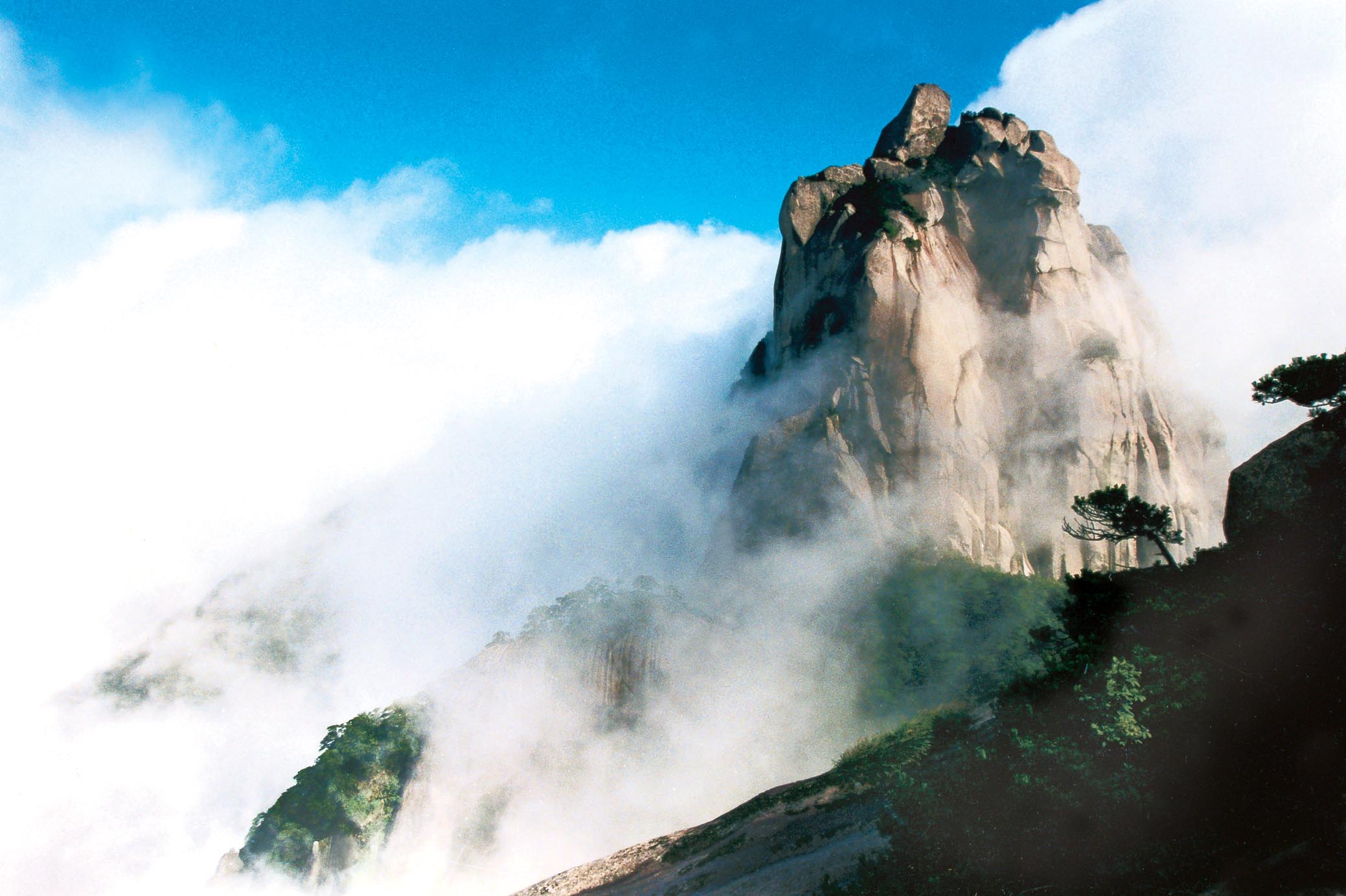 天柱山(山西省靜樂縣天柱山)