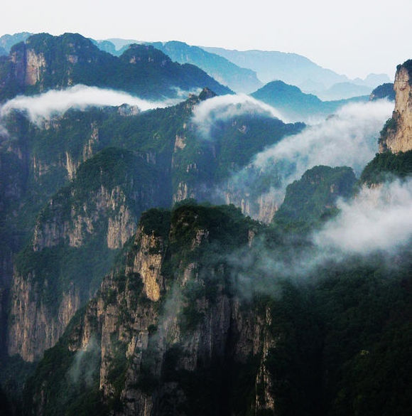 王莽嶺景區雲海