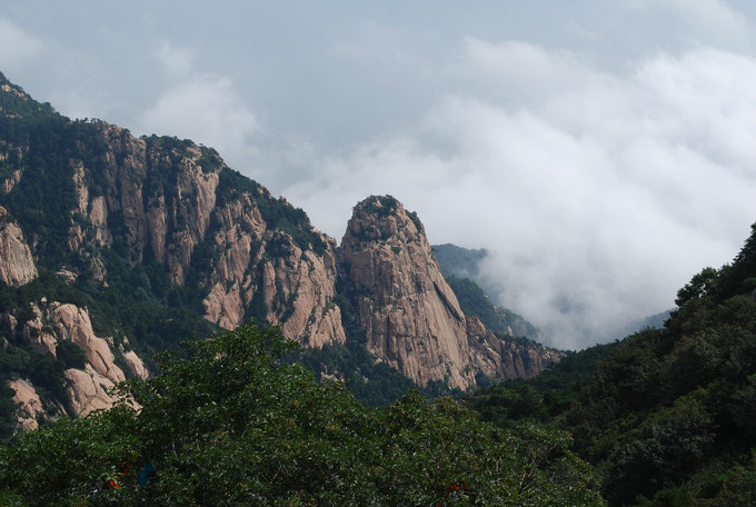 泰山岩群