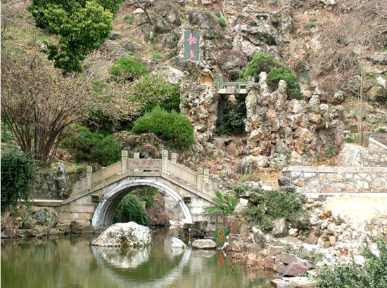 玉峰遺址