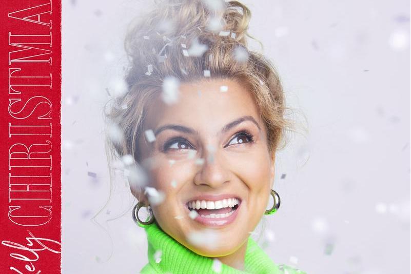 A Tori Kelly Christmas