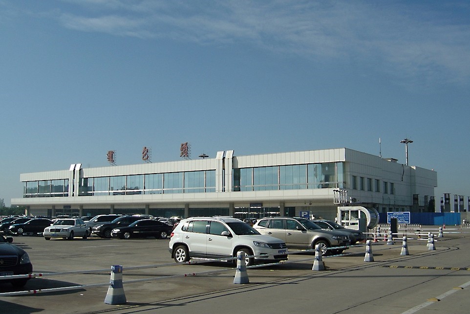 包頭東河機場(包頭二里半機場)