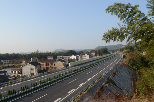 瀏醴高速公路