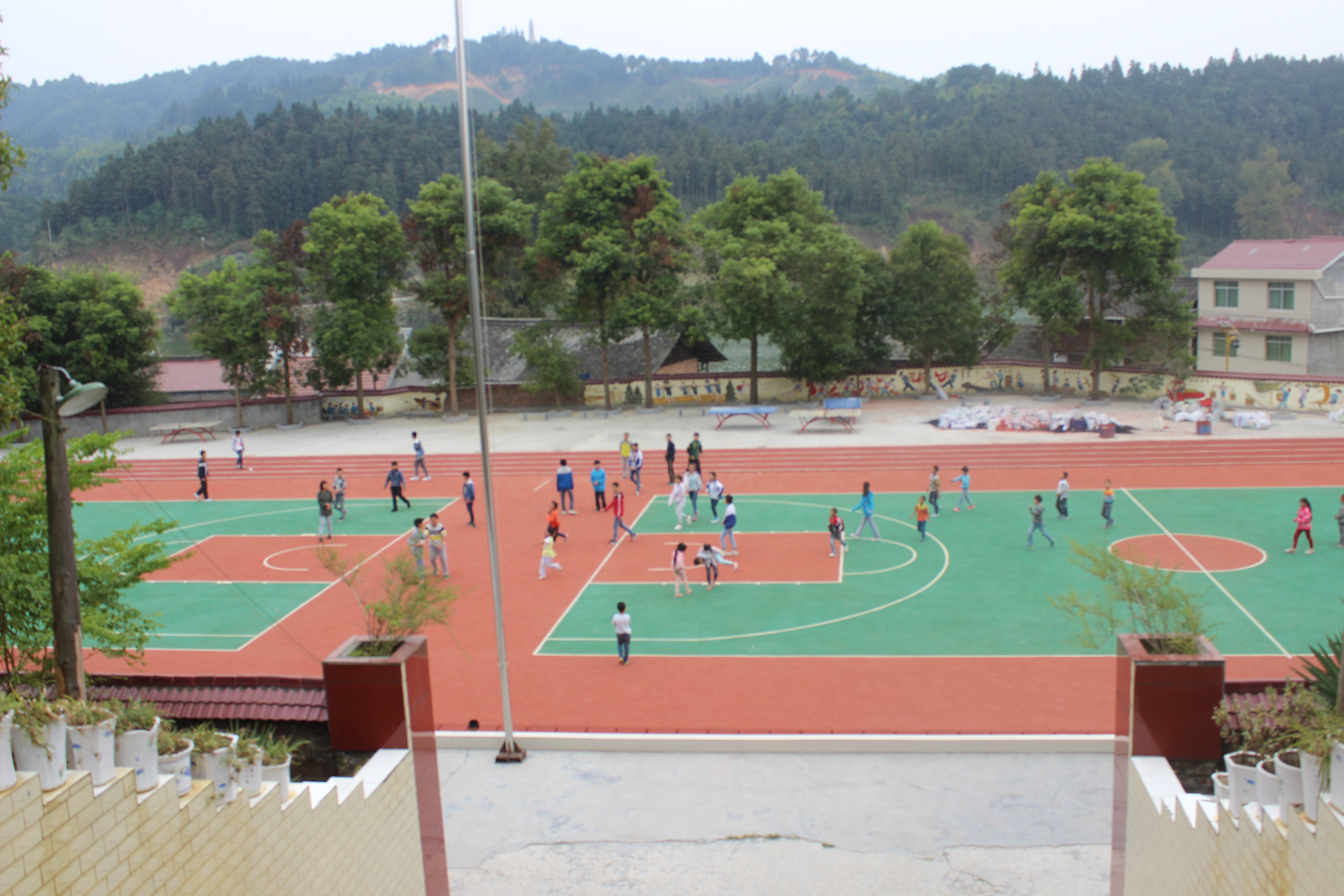 茅坪九年制學校