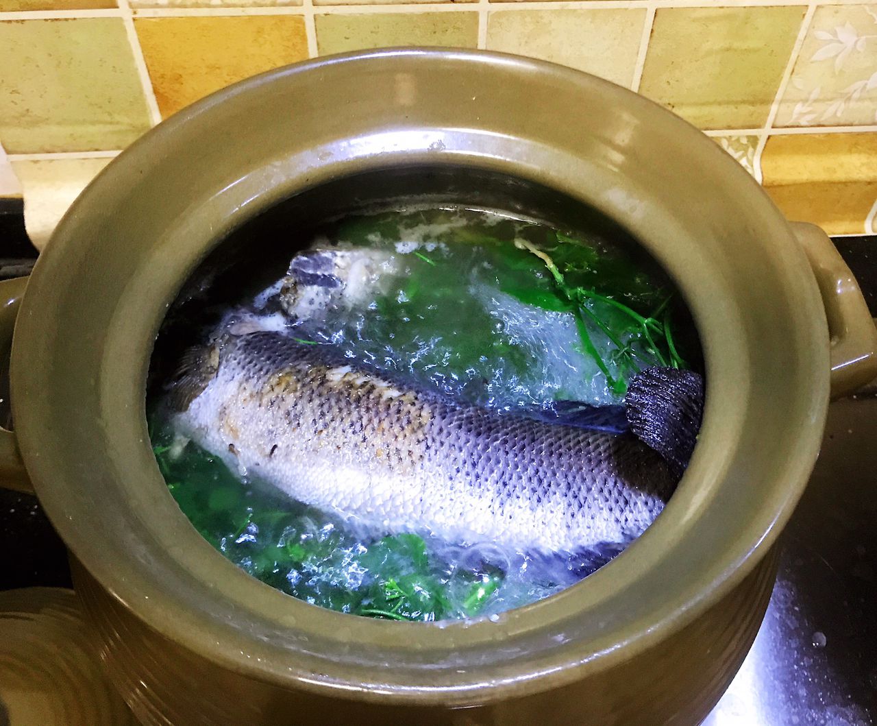 塘葛菜煲生魚湯