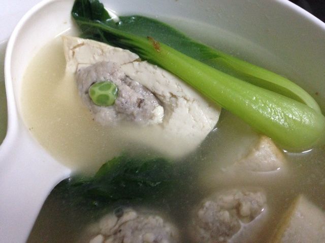 豆腐釀肉青菜湯