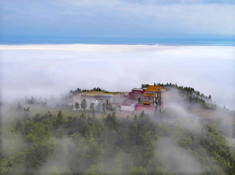 靈雲山