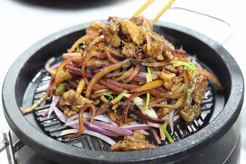 洋蔥羊肉大白菜雙拼飯