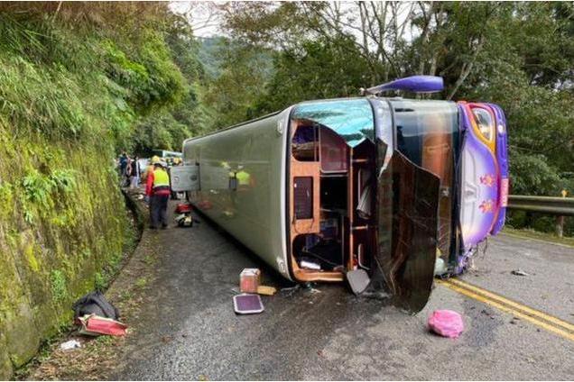 11·5台灣宜蘭遊覽車翻車事故