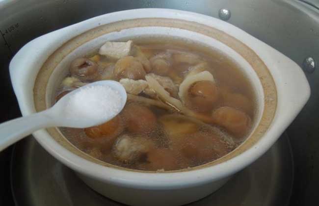 菱角豬肉湯