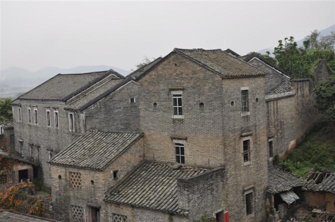 石山村(廣西玉林市興業縣蒲塘鎮下轄村)