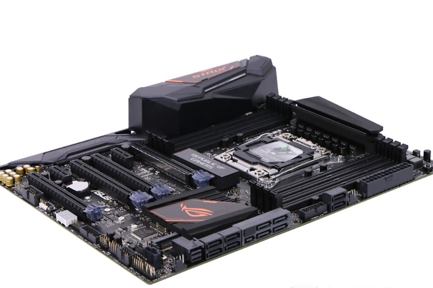 華碩ROG STRIX X99 GAMING