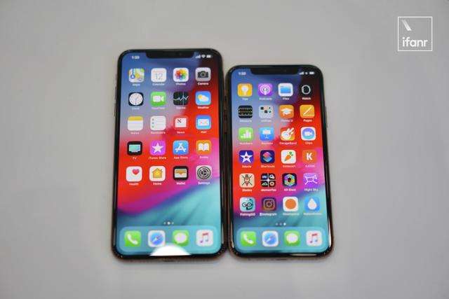 iPhone XS 及 iPhone XS Max