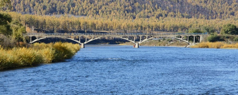 綽爾河扎蘭屯市柴河鎮的綽爾河大橋