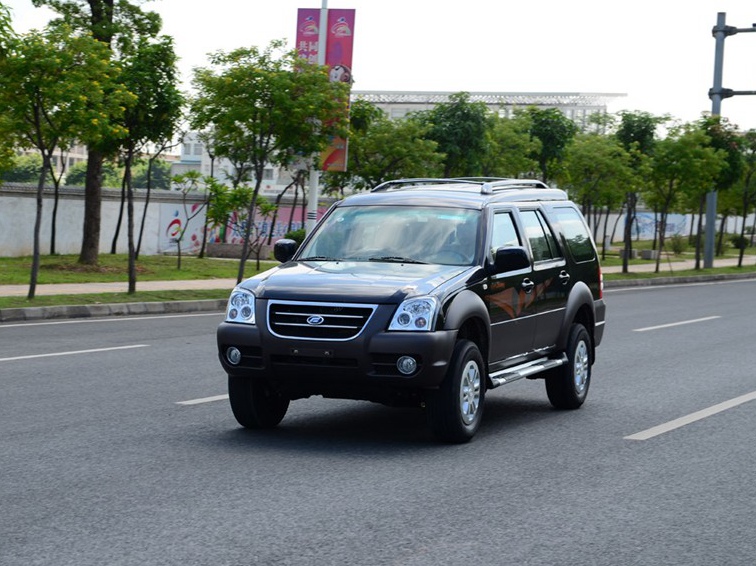 2011款探索者Ⅲ 2.2L 手動汽油版