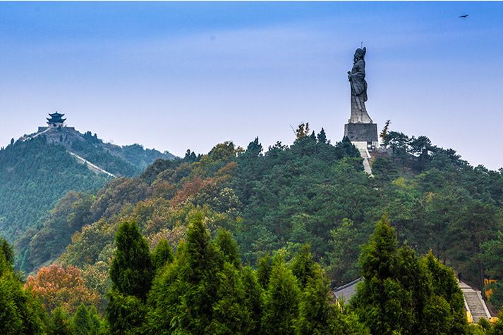 安陸白兆山李白文化旅遊區