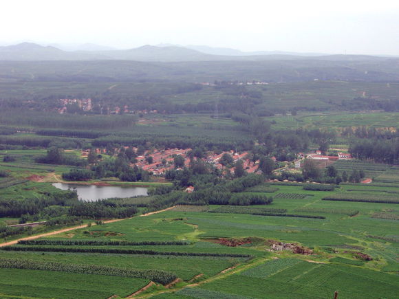 小泊村(山東膠南市大村鎮小泊村)