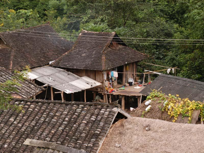 老寨村(老寨村：貴州省黔東南州岑鞏縣老寨村)