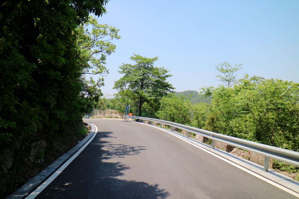 泉王公路