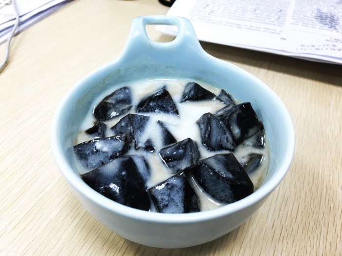 優酪乳水果龜苓膏