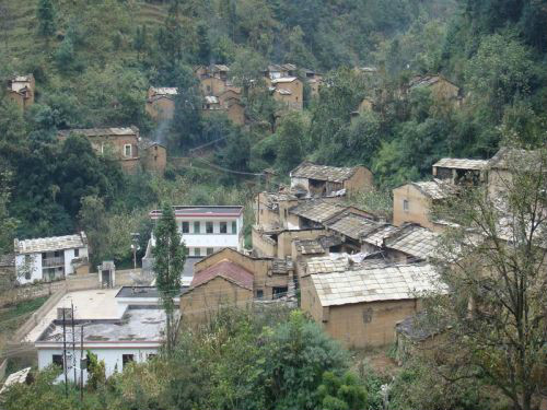 青龍山村(雲南省昆明東川區因民鎮青龍山村委會)