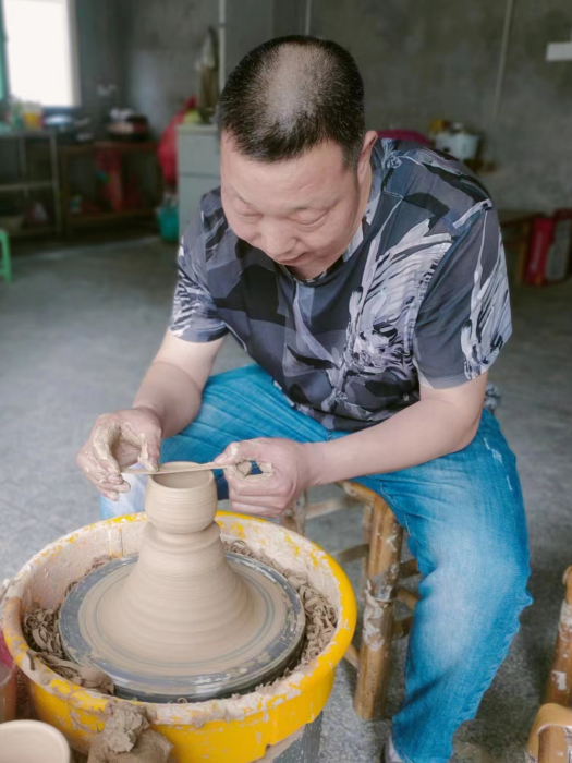 陳文鑫(福建省陶瓷藝術大師)