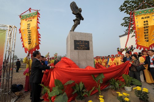 花鼓燈大師馮國佩