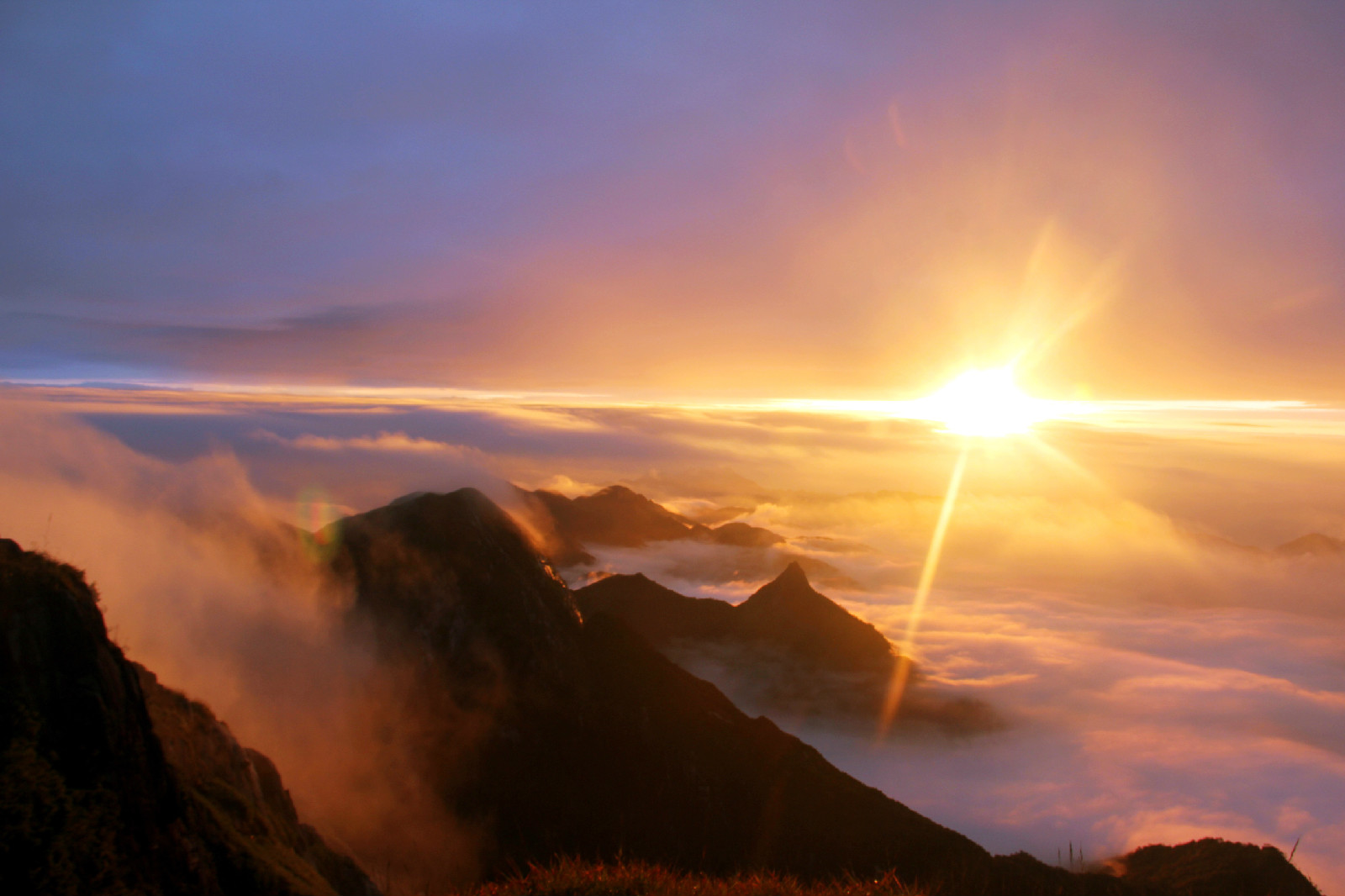 齊雲山登山節