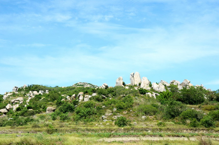 東瀚鎮萬石山