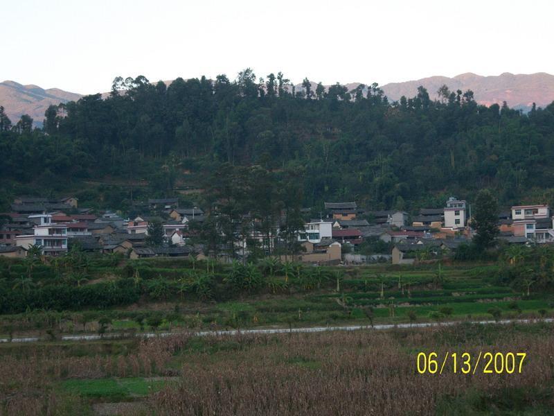 平村自然村(雲南省臨滄鳳慶縣鳳山鎮下轄村)