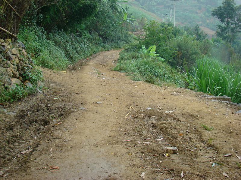 紅坡頭自然村進村路