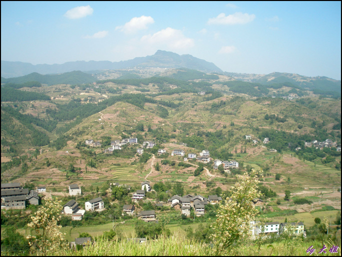 屈家山遠眺