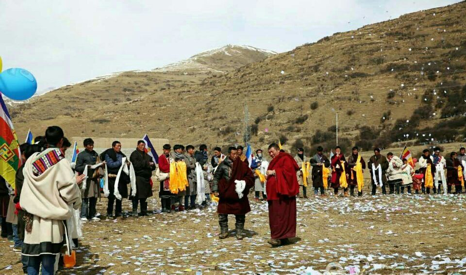 六寨女王山神節