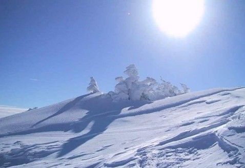 亞霍里納山