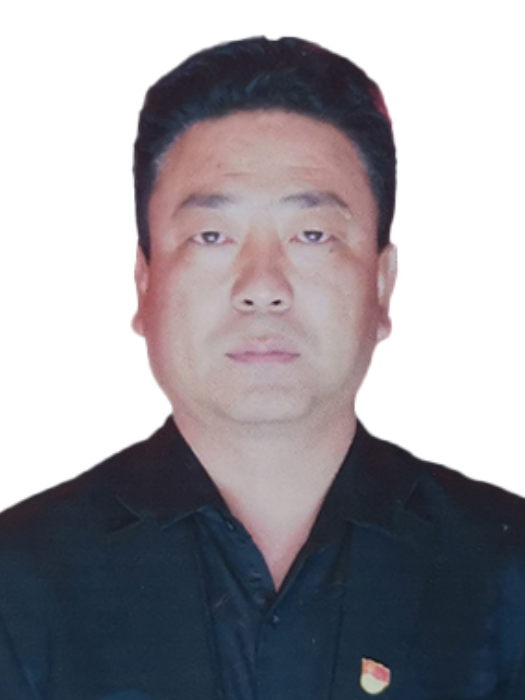 丁泉(四川省甘孜藏族自治州鄉城縣林業和草原局局長、一級主任科員)
