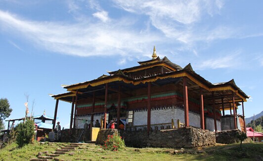 2014年10月仁青崩寺