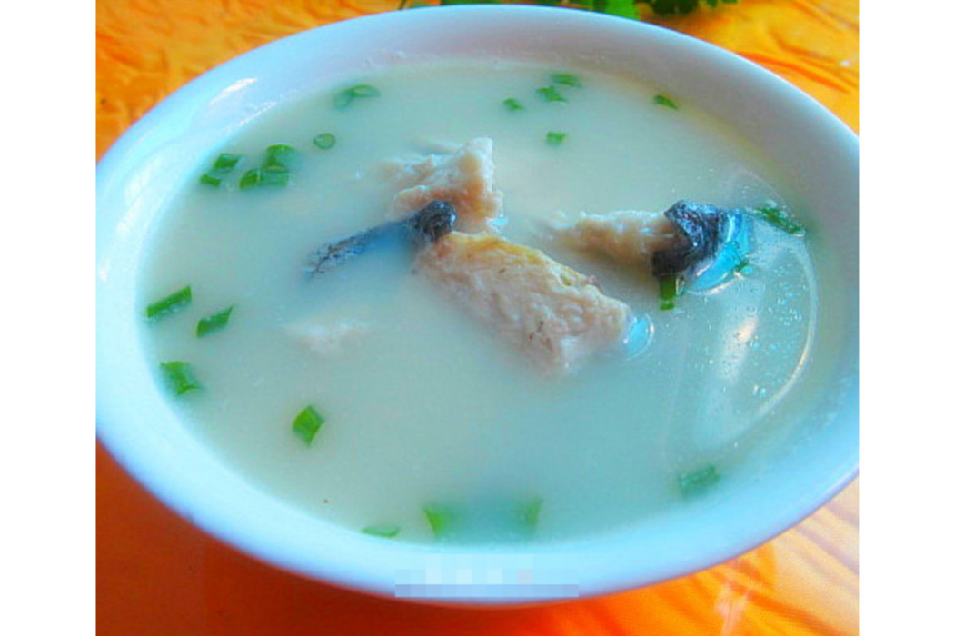 豆漿魚骨湯