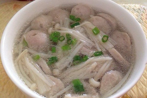 雜菇肉片湯