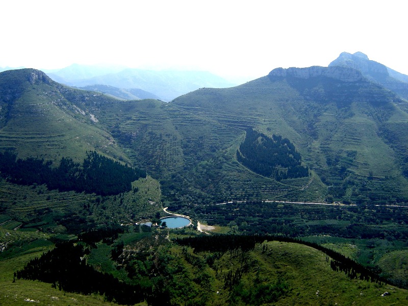 南陽河源頭玲瓏山