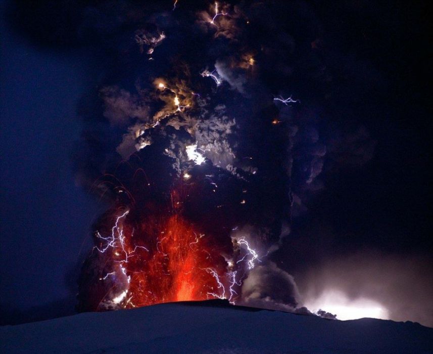 火山雷