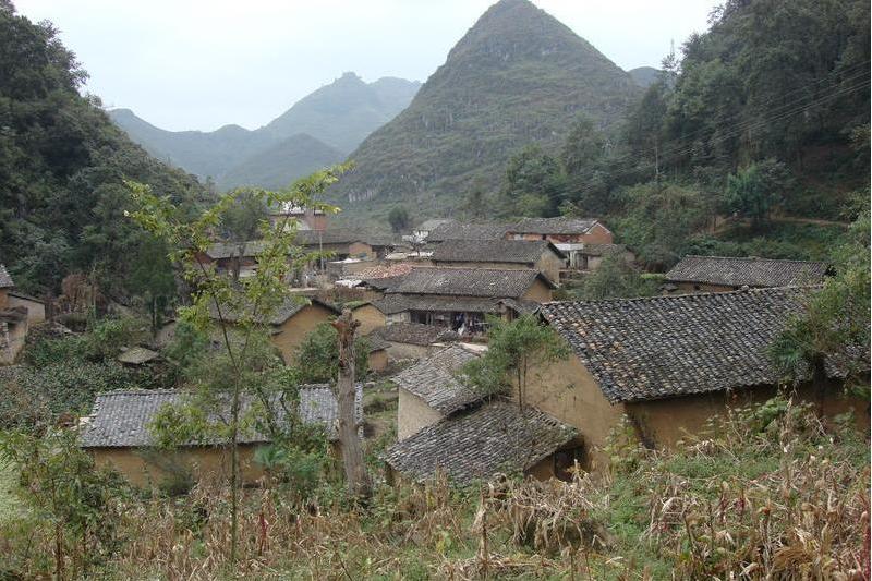 加依託格拉克村(新疆和田地區洛浦縣恰爾巴格鄉轄行政村)