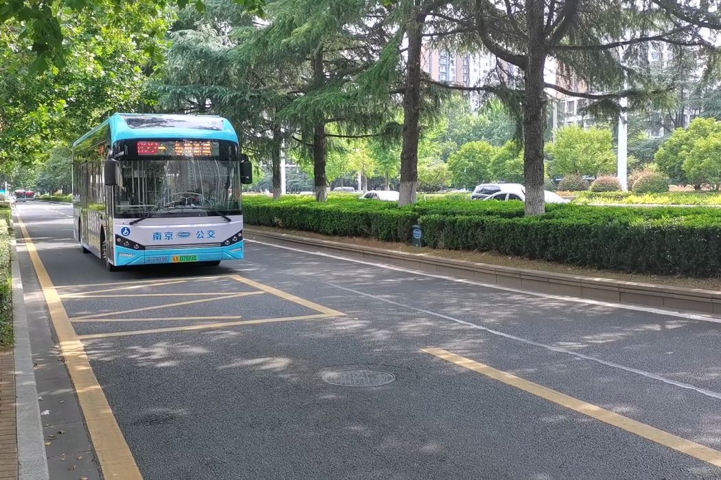 南京公交D22路