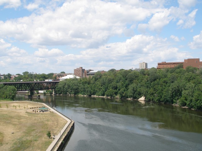 密西西比河(the Mississippi River)