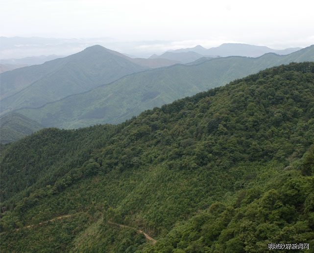 鹿洞山