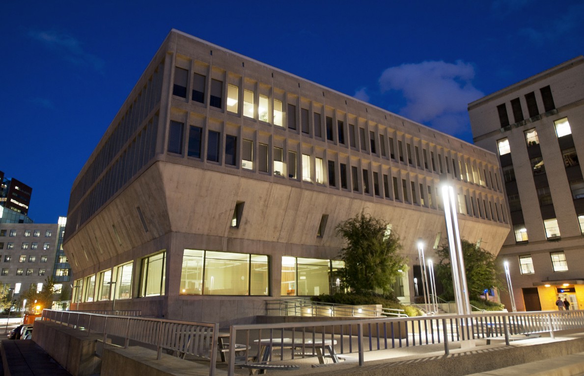 麻省理工學院(Massachusetts Institute of Technology)