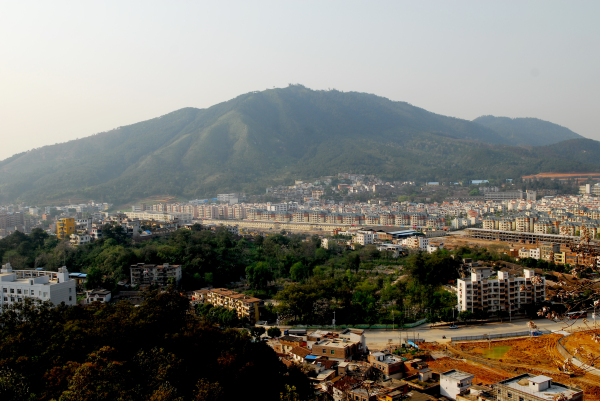 良村(廣東省韶關市湞江區十里亭鎮下轄村)