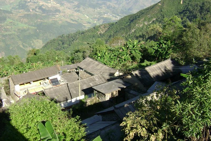 石洞寺村(雲南省鳳慶縣洛黨鎮石洞寺村)