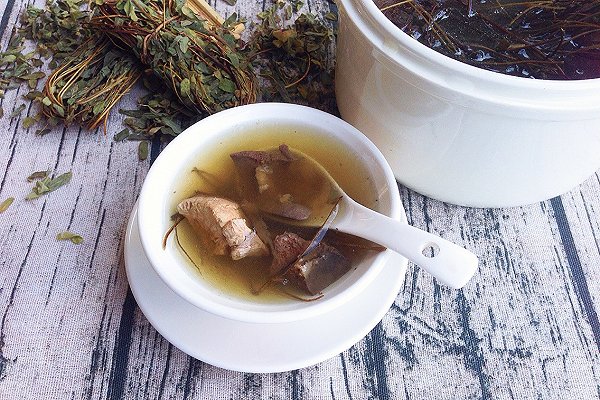 雞骨草綿茵陳煲生魚