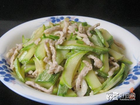 五花肉炒西葫蘆