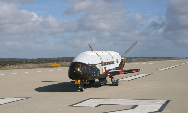 X-37B空天戰鬥機(X-37B軌道試驗飛行器)